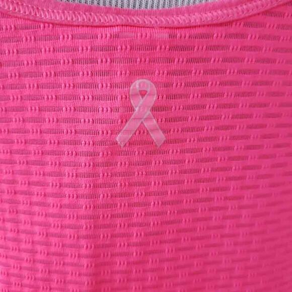 Under Armour Pink Breast Cancer Shirt Athletic SMALL Short Sleeve Heat Gear - Picture 4 of 6